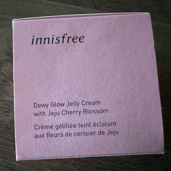 Innisfree - dewy glow jelly cream - Picture 4 of 4